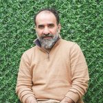 رضا امیرخانی پس از سانحه پروازی در بخش ویژه بستری شد